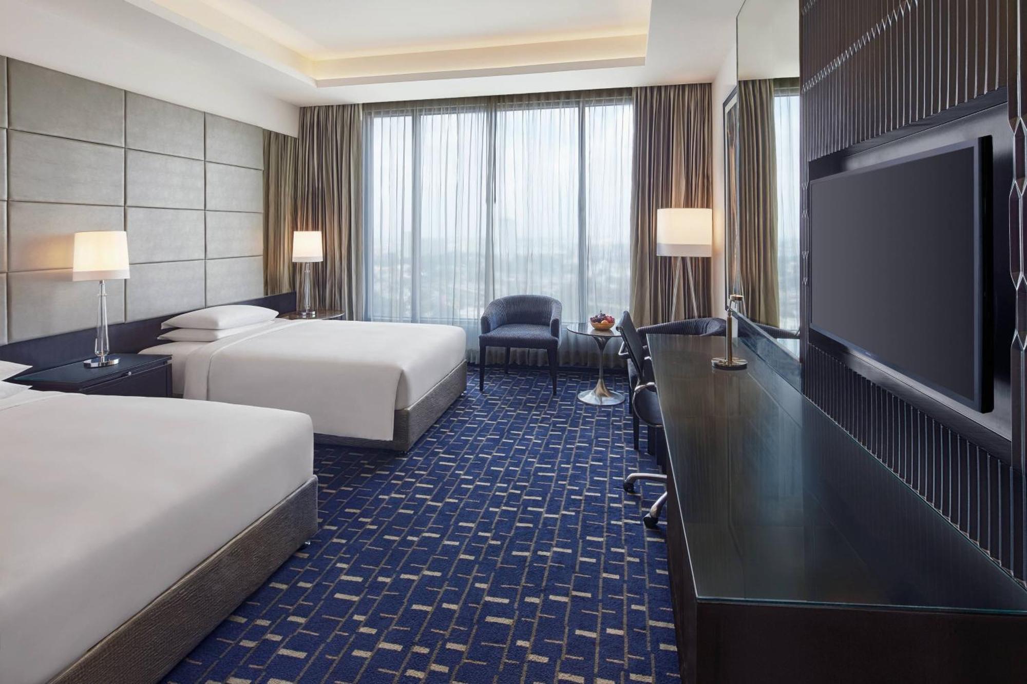 Renaissance Bengaluru Race Course Hotel Bagian luar foto